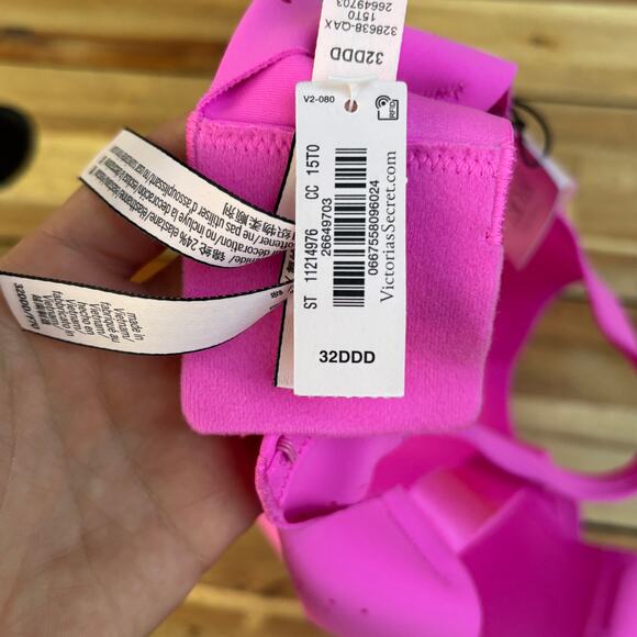Victoria’s Secret Seamless Sports Bra – Hot Pink – Medium Support NWT Size 36DDD - Picture 5 of 5